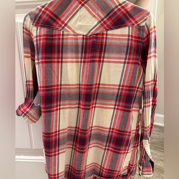 Mudd Metallic pockets Button-Front Flannel Shirt- Medium - Picture 3 of 3